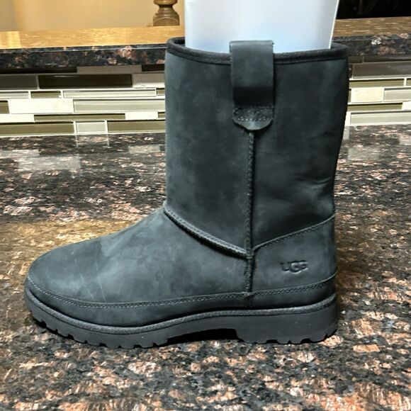 UGG Mens Courtland Weather Black Leather Waterproof Boots Size 8 STORE MODEL - Picture 3 of 16